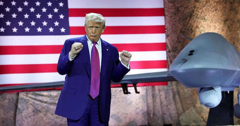 Republican Senator Collins Warns of Espionage Risks in Trump’s Acceptance of Qatar Jet